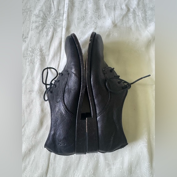 Frye dress shoes woman - Picture 9 of 12